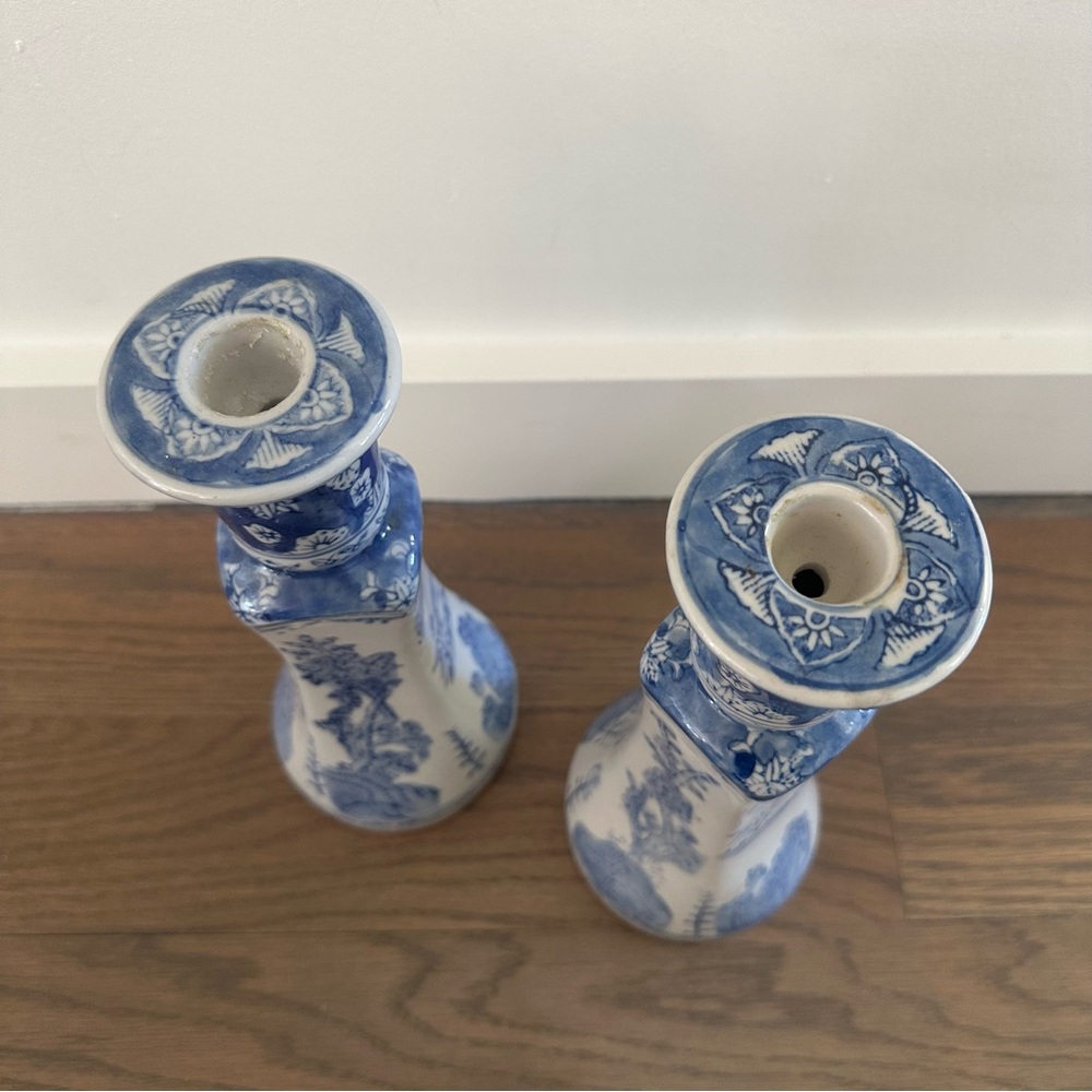 Two Vintage Williams Sonoma Chinoiserie Hand Painted Candle Holders Blue, White - Picture 8 of 9